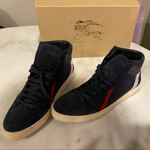 Men’s Burberry shoes - Picture 1 of 4